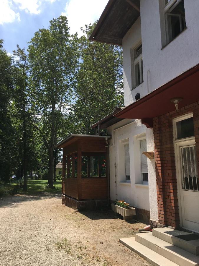 Honved N4. Apartman Balatonlelle Exterior photo